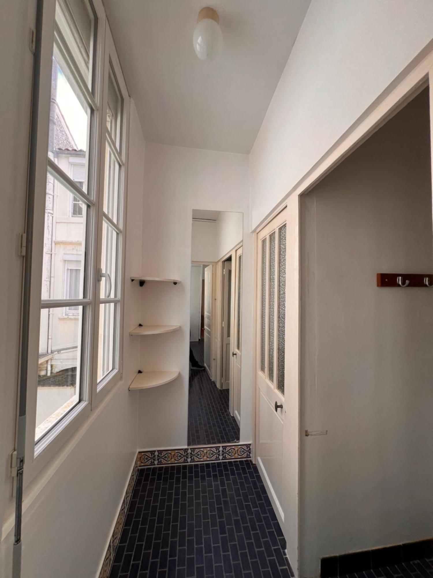 La Colbertine - Charming Apartment In Place Colbert Rochefort  Kültér fotó